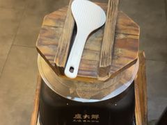 -卢大鲜鱼头捞饭(美利广场店)
