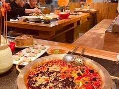 -潮火锅·麻辣牛肉火锅(观音桥方圆·LIVE店)
