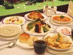 -黎明国际酒店太阳阁西餐厅