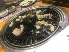 -唯成•韩国炭火烤肉 유성고기