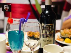 -四海一家自助餐(益田假日广场店)