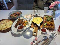 -秀儿家の小确幸融合西餐厅(万达店)