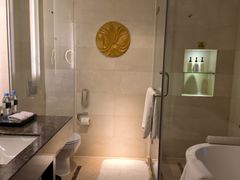 -青岛海尔洲际酒店