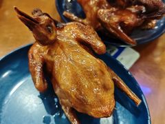 招牌妙龄鸽-煲煲掂风味煲仔饭餐厅(西区店)