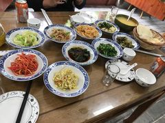 -秦扬居特色菜馆(上王村)