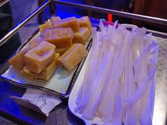-山里屯铁锅炖·东北菜(康桥店)