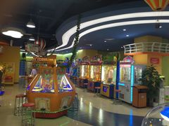 -爱玩嘉年华(龙湖曲江天街店)