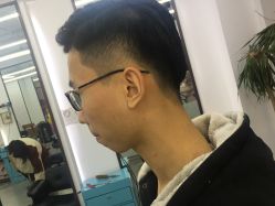 点击看大图 -A HAIR SALON