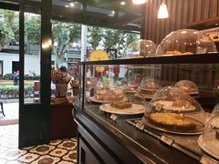 面包甜点陈列柜-Pie Bird(新闸路店)