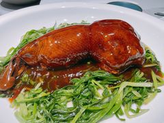 八宝葫芦鸭-屋里厢上海菜馆