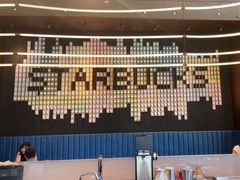 -星巴克臻选(上海虹桥新天地三店)