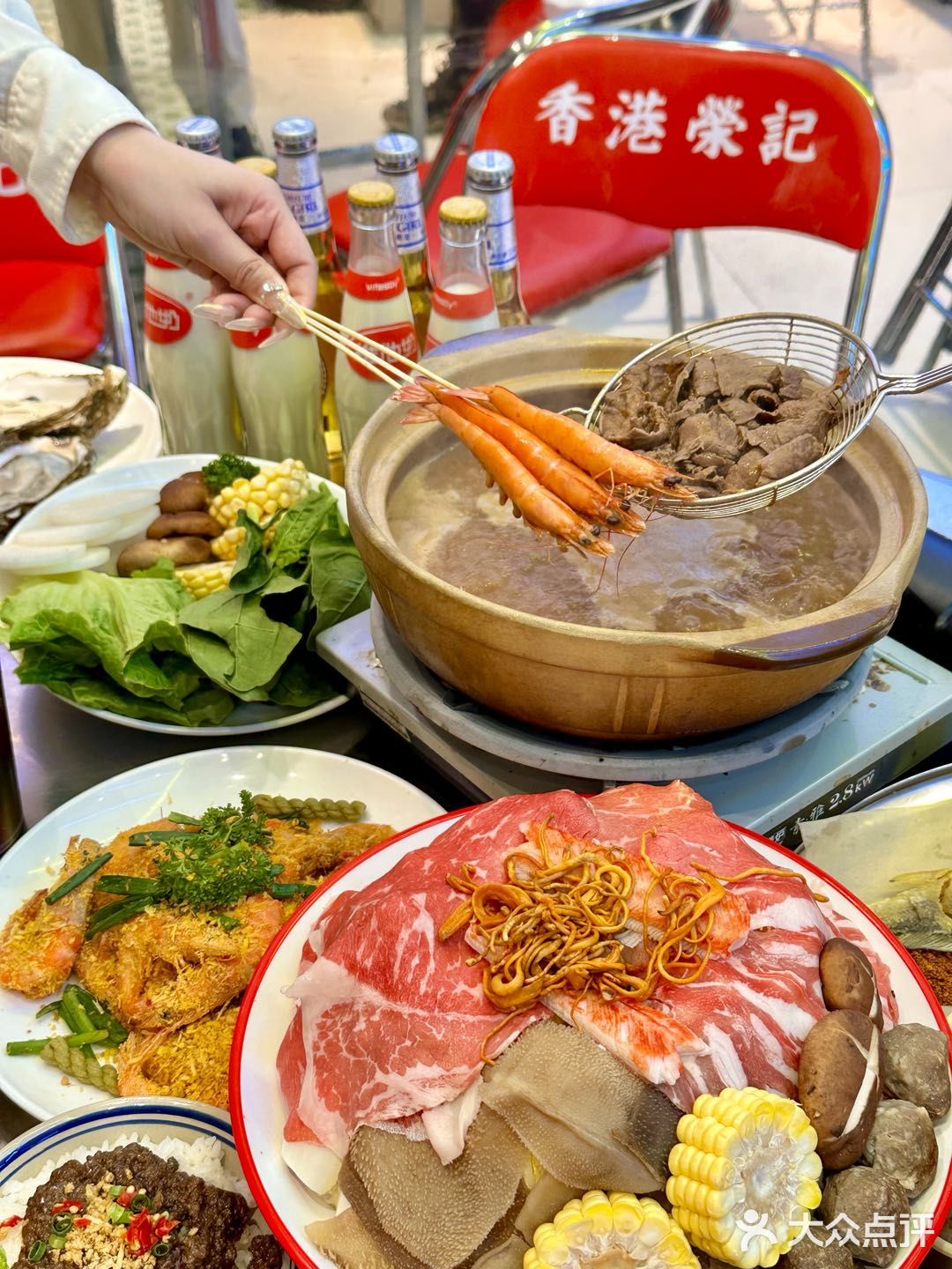 苏州这家沙嗲火锅🔥直接把我香到香港街头👍