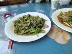 -青海特色美食小炒炕锅牦牛肉火锅