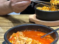 -吴草鸡爪오초닭발韩食堂(融恒盈嘉中心店)