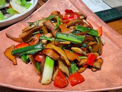 包烧野生牛肝菌-云海肴·汽锅鸡·云南代表菜(美罗城店)