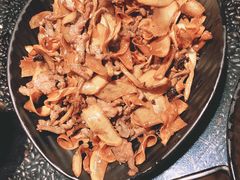 杂菌炒牛肉-潮十三潮汕砂锅粥(高新四路大都荟店)
