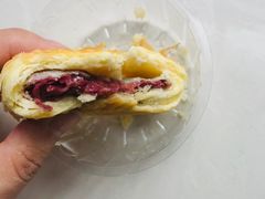 嘉华鲜花饼-嘉华鲜花饼(昆明长水国际机场店)
