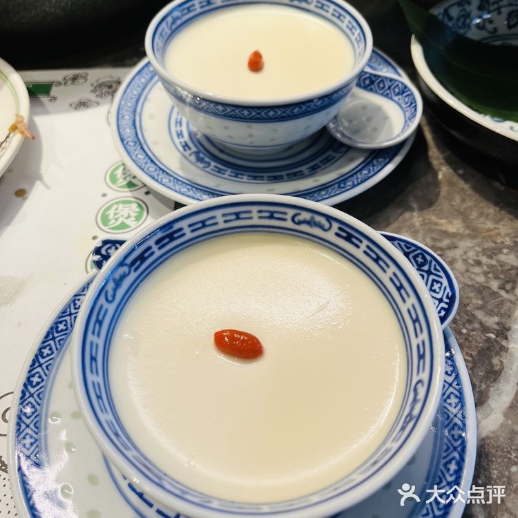 深圳美食｜福田里美食的经典美食之禄婶鸡煲