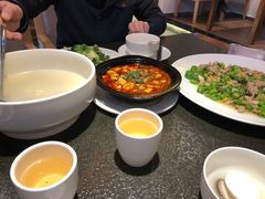 -万重锦·人文川菜馆(骡马市店)