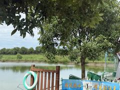 -梁子湖东篱老屋生态庄园