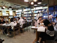 -香洲区图书馆(乐士文化区店)