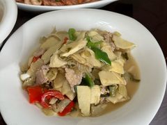 -峡谷农家乐饭店