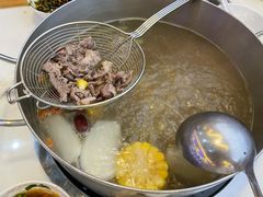 -牛记皇鲜牛肉火锅(环球度假区梨园店)