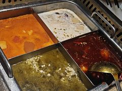 -巴渝瓦肆重庆鲜火锅(宝龙环湖店)