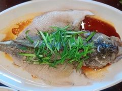 清蒸鲈鱼-水墨食舍