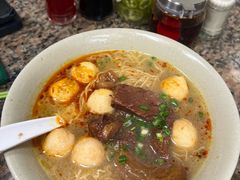-万利洪记粉面美食