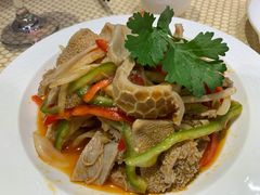 手撕羊肚-巴扎美食·新疆菜·西域歌舞表演餐厅(新疆大厦店)