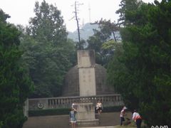 -廖仲恺何香凝墓