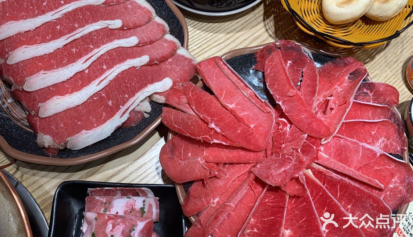 终于吃到了心心念念的宝鸡油泼辣子铜锅涮肉