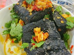 -黑色经典臭豆腐·湖南特产(步行街店)