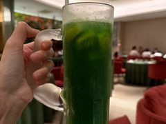 手打柠檬茶-老吉堂上海本帮菜(望京万象汇店)