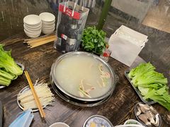 -巴山一绝烤全羊(三圣乡刘家花园店)
