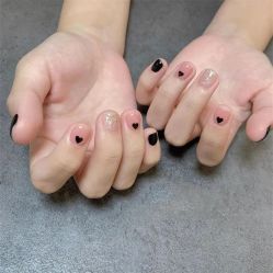 -悦指间美甲美睫
