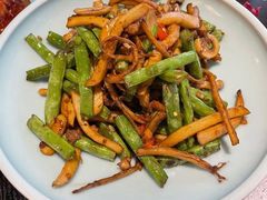 干煸季豆一口菇-柒园·三十年创意杭帮菜(龙湖滨江天街店)