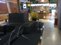 休息区-苏宁易购(Suning Pro深圳华强北店)