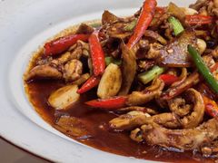 老姜炒仔鸡-阿瓦山寨·湘菜现炒·剁椒鱼头王(咸阳总店)