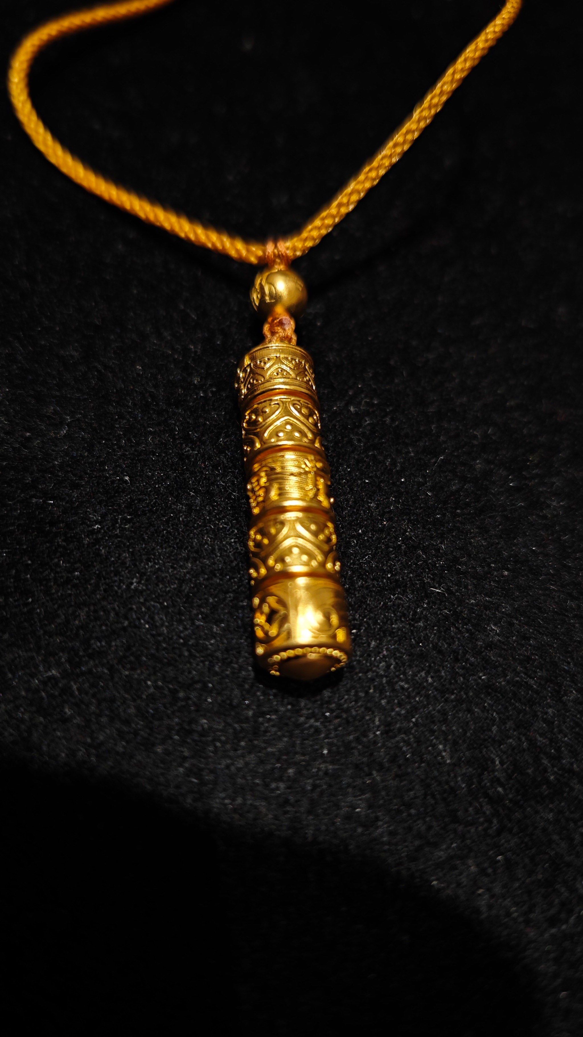 周大福新款韩美林艺术传承富贵长守吊坠