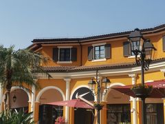 -佛罗伦萨小镇广佛名品奥特莱斯(疏港路店)