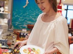 -咖啡苑自助餐厅·中国大饭店