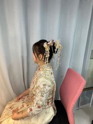 -衣贝姿婚纱礼服馆