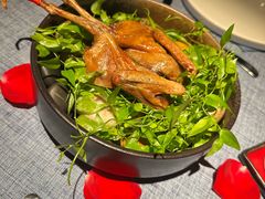 -弦月窗LUNETTE BY AMANDA(复兴路店)