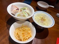 -李犟大爆鳝面·手工蟹黄包(湖滨西湖店)