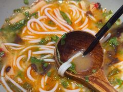 -百春原湖南牛肉粉(百联世纪店)