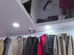 -小赵服装加工部(北中路328弄小区店)
