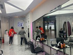 -变画·发型STUDIO