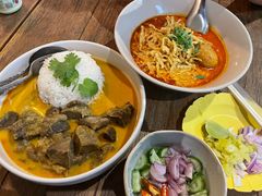 -Ongtong Khaosoi Ari Branch